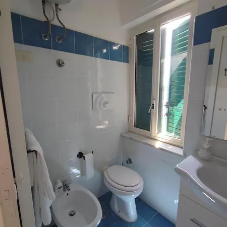 La Casa Di Nonna Rosa Procida