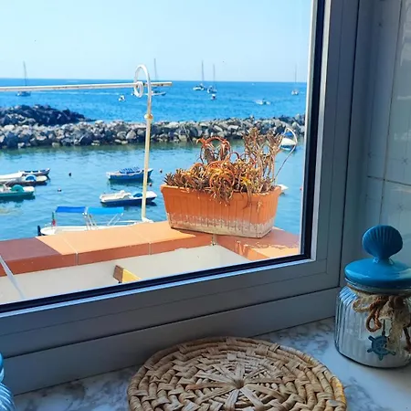 La Casa Di Nonna Rosa Procida